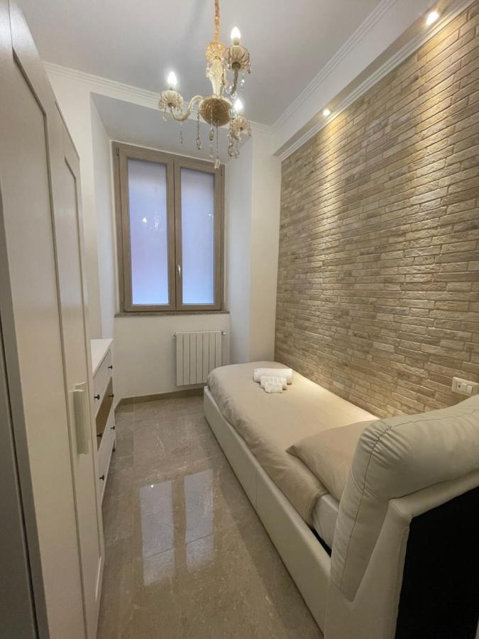 Apartamento Domus Enea - Colosseo Termini Roma